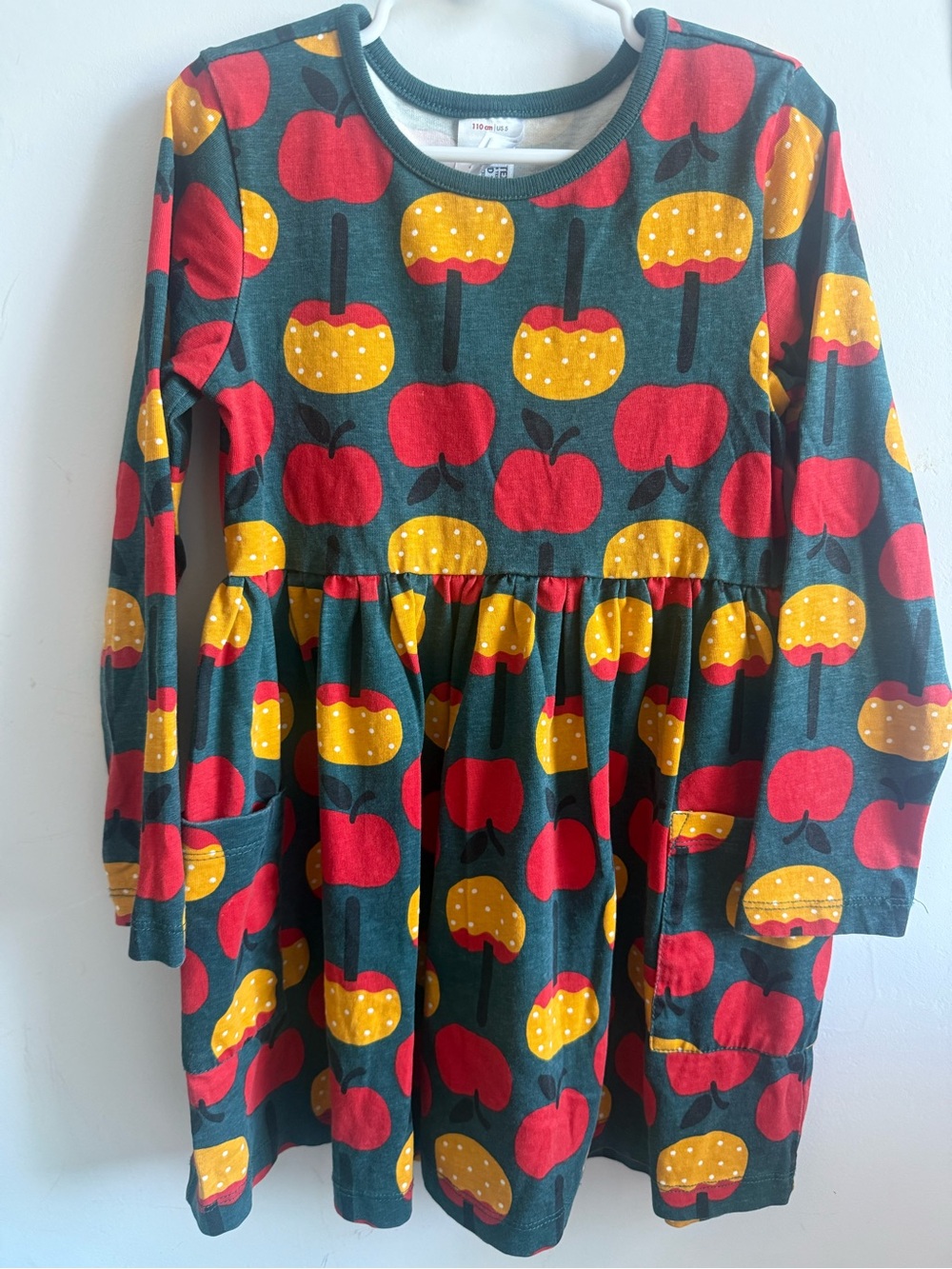Hanna Andersson Girls Apple Print Long Sleeve Dress in Dark Green, Red & Mustard
